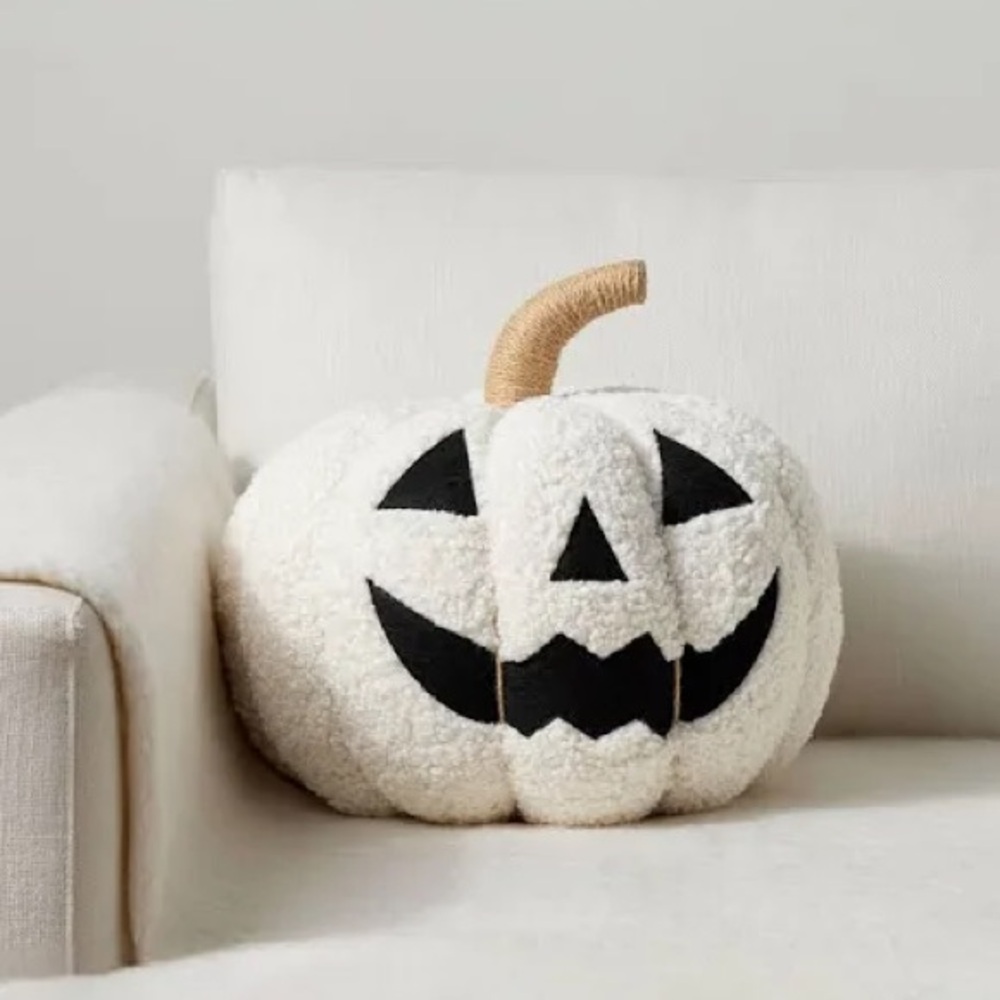 Pottery Barn Cream Jack-O'-Lantern 🎃 Pillow BNWT
